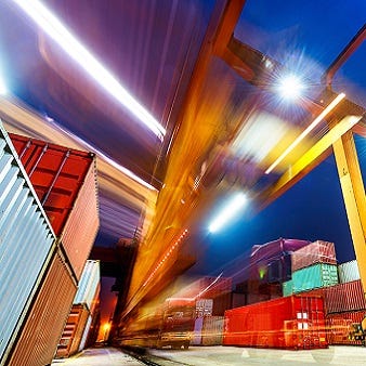 Container, Kräne am Logistikstandort