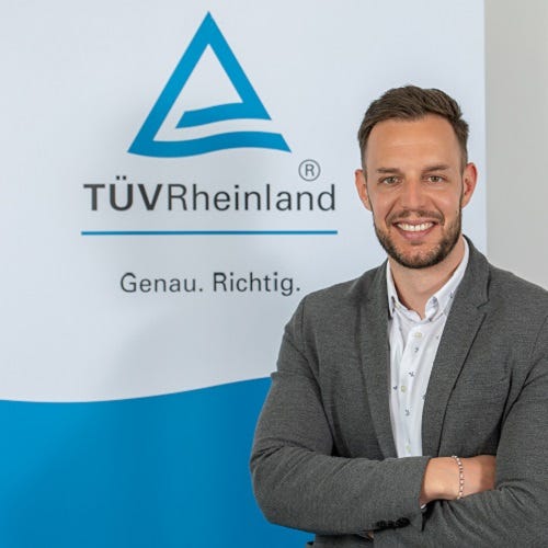 Andreas Borowczyk - TÜV Rheinland Akademie Stuttgart Andreas Borowczyk - TÜV Rheinland Akademie Stuttgart