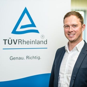 Tim Sch&auml;fczuk - T&Uuml;V Rheinland Akademie