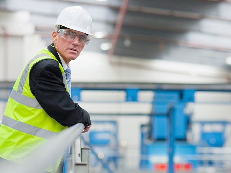 Unsere Weiterbildungen in Paderborn vermitteln Fachkenntnisse für einen sicheren Arbeitsschutz Unsere Weiterbildungen in Paderborn vermitteln Fachkenntnisse für einen sicheren Arbeitsschutz