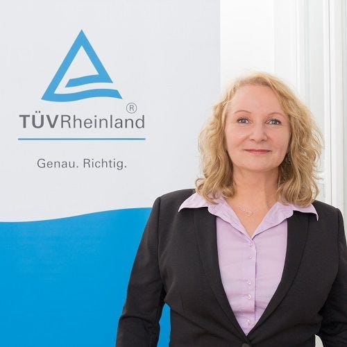 Christine John-Philip, Account Managerin TÜV Rheinland Akademie Paderborn Christine John-Philip, Account Managerin TÜV Rheinland Akademie Paderborn