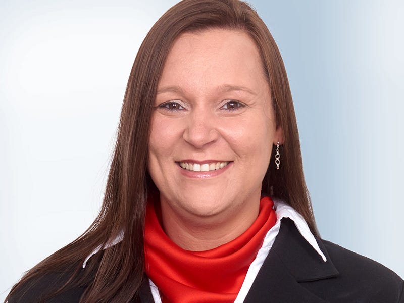 Melanie Wickert hat an der Weiterbildung zum Immobilienwertermittler teilgenommen. Eine Seminarteilnehmerin zu dem Thema im Bereich Immobilienwertermittlung.