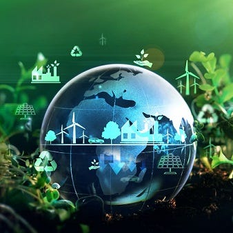 Stilisierte blaue Kugel mit Icon s zu Windrädern, Solar und Industrie auf grünem Hintergrund mit Pflanzen
